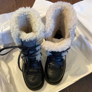 [Sold] Chanel Suede Shearling Boots Gray and Black Color